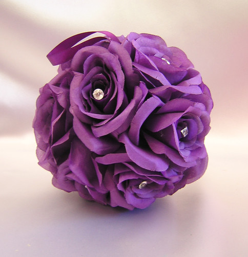 FLOWER KISSING BALL 7"